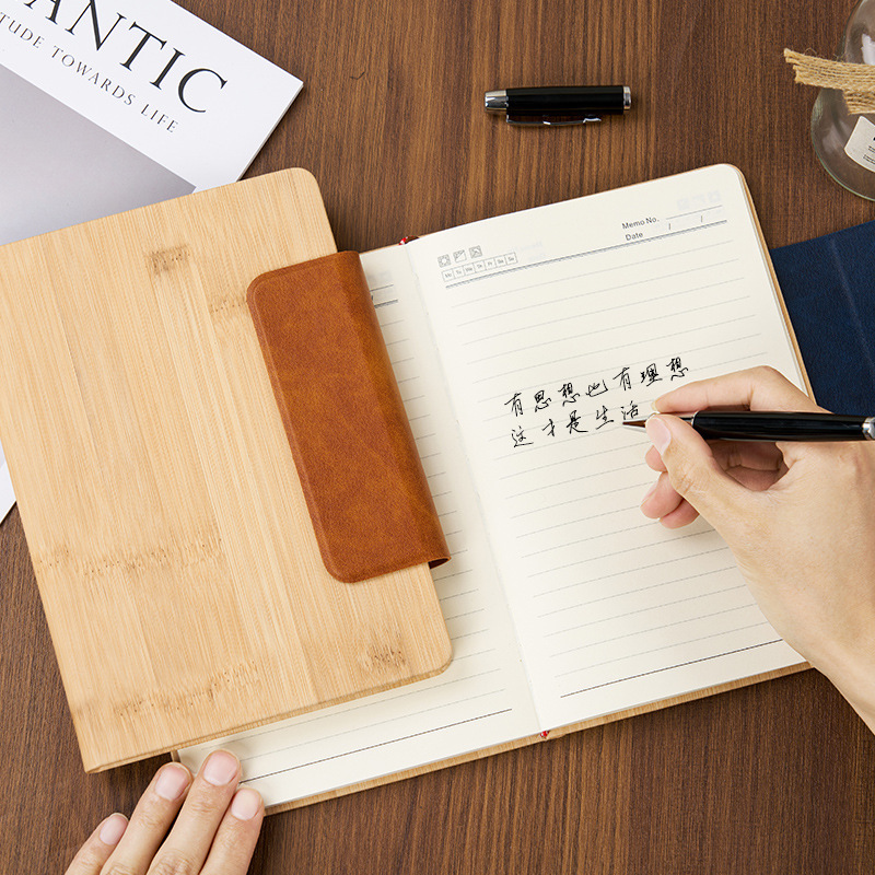 Cuaderno de cuero de bambú de negocios Cuaderno de escritorio transfronterizo Personalizado LOGO Cuaderno de conferencia PU Cuaderno de mano