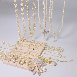 耳钉;项链;手链