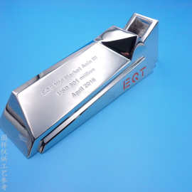 锌合金大尺寸奖杯定制烤漆填色金属奖杯开模logo定做工艺品摆件