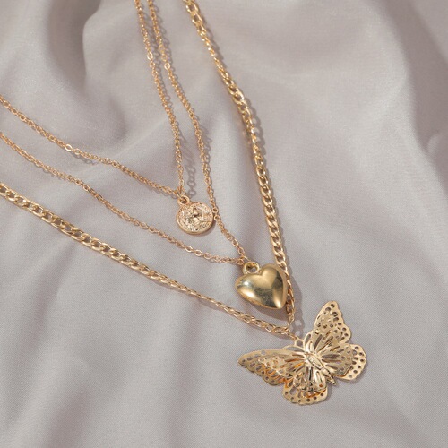 Hot-selling Geometric Layered Necklace for Women: Vintage European & American Style, Featuring Butterfly and Heart Pendant Designs, Multi-Strand Clavicle Chain, Perfect as a Sweater Necklace