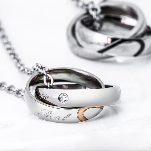 Jewelry Wholesale, Accessory Distribution, Exquisite Gifts, Loving Titanium Steel Couple Necklace Pendant EX166