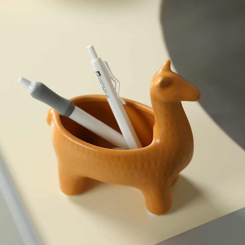 Decoración de cerámica de alpaca creativa y linda, sala de estar, entrada a la puerta, almacenamiento, tanque de almacenamiento, gabinete de vino, entrada, decoración de mesa