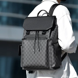 休闲背包;男士胸包;旅行包袋