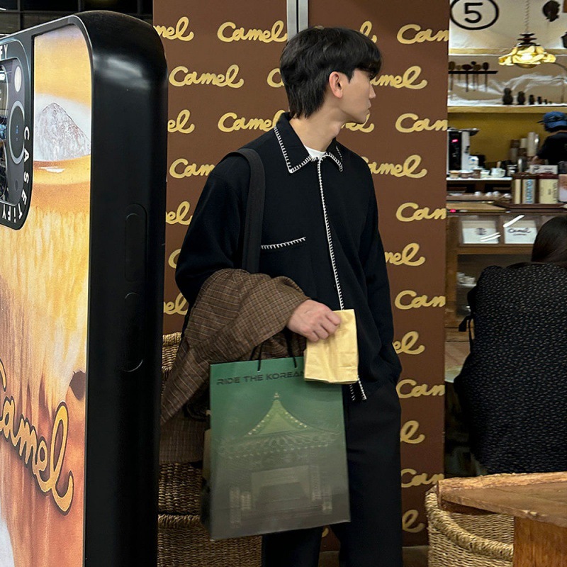 Myq contraste color costura solapa chaqueta de los hombres primavera nueva camisa estilo coreano suelta nicho diseño cardigan