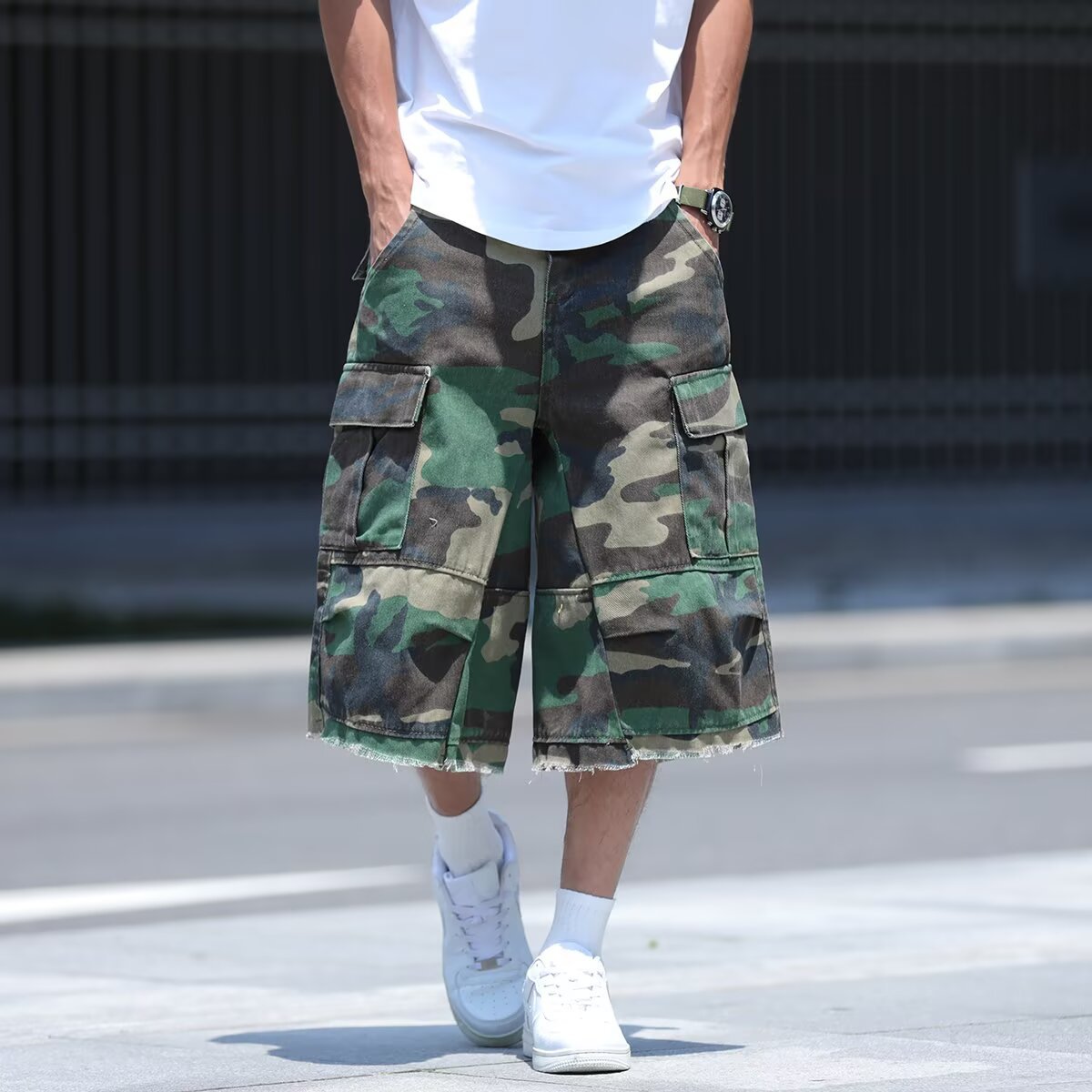 Summer American Retro Camouflage Cargo Shorts for Men, Loose Casual Wide-Leg Straight Mid-Length Shorts Trendy Men's Fashion