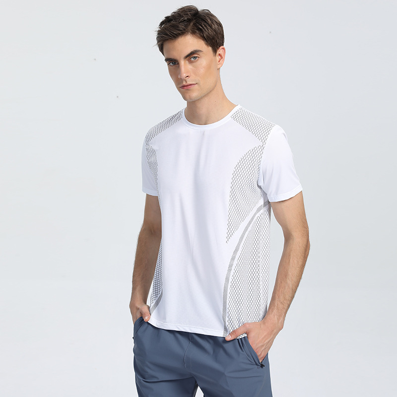Cool Ice Silk Aire acondicionado ropa transpirable de manga corta Camiseta de los hombres de secado rápido estiramiento más tamaño verano nueva camiseta media manga moda