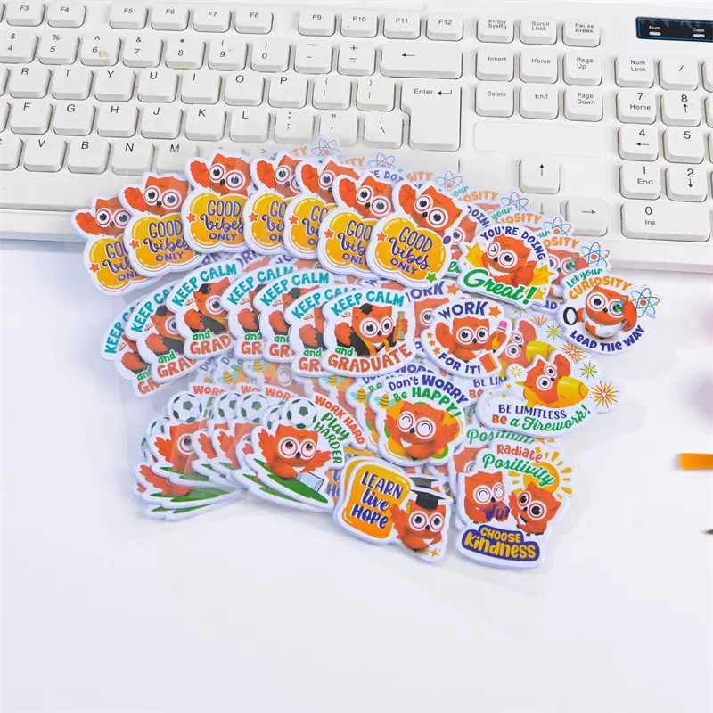 猫头鹰卡通可爱贴纸装饰厂家定 制毕业生日派对简约礼品贴纸批发