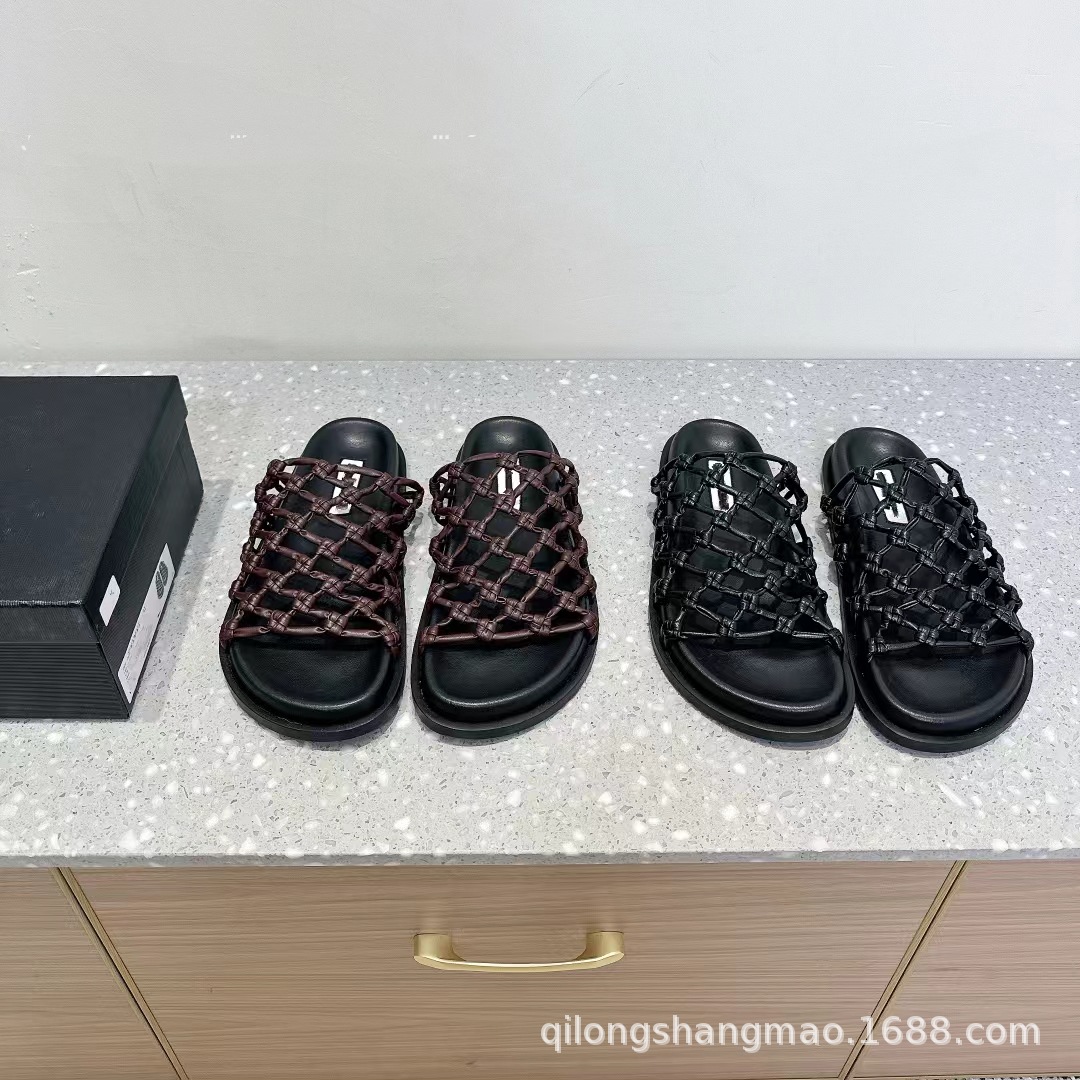 Niche 2025 New Genuine Leather Round-Toe Retro Handmade Woven Hollow Thick-Soled Open-Toe Fashion Casual Fishnet Slippers