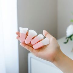 ミニシリカゲルのマスクのブラシメーカーのシリカゲルのブラシの柔らかい頭の膜の棒の顔は泥の膜の化粧のツールのマスクを塗ります。