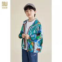 Новая летняя солнцезащитная одежда Duoduo для детей, отдыха и путешествий, легкая куртка для мальчиков с защитой от комаров, детская одежда среднего и большого размера с кондиционером.