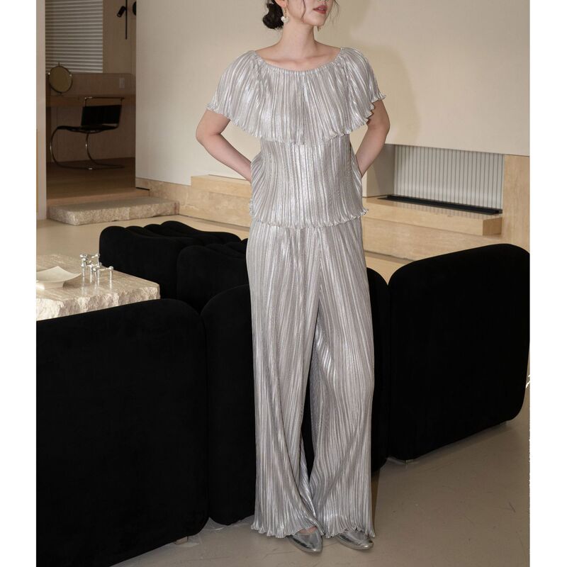 Counter Quality 2025 Summer Miyake High-end Pleated Flash Fabric European and American Fan Fashion Shoulder Pants suit Counter Quality 2025 Summer Miyake High-end Pleated Flash Fabric European and American Fan Fashion Shoulder Pants suit