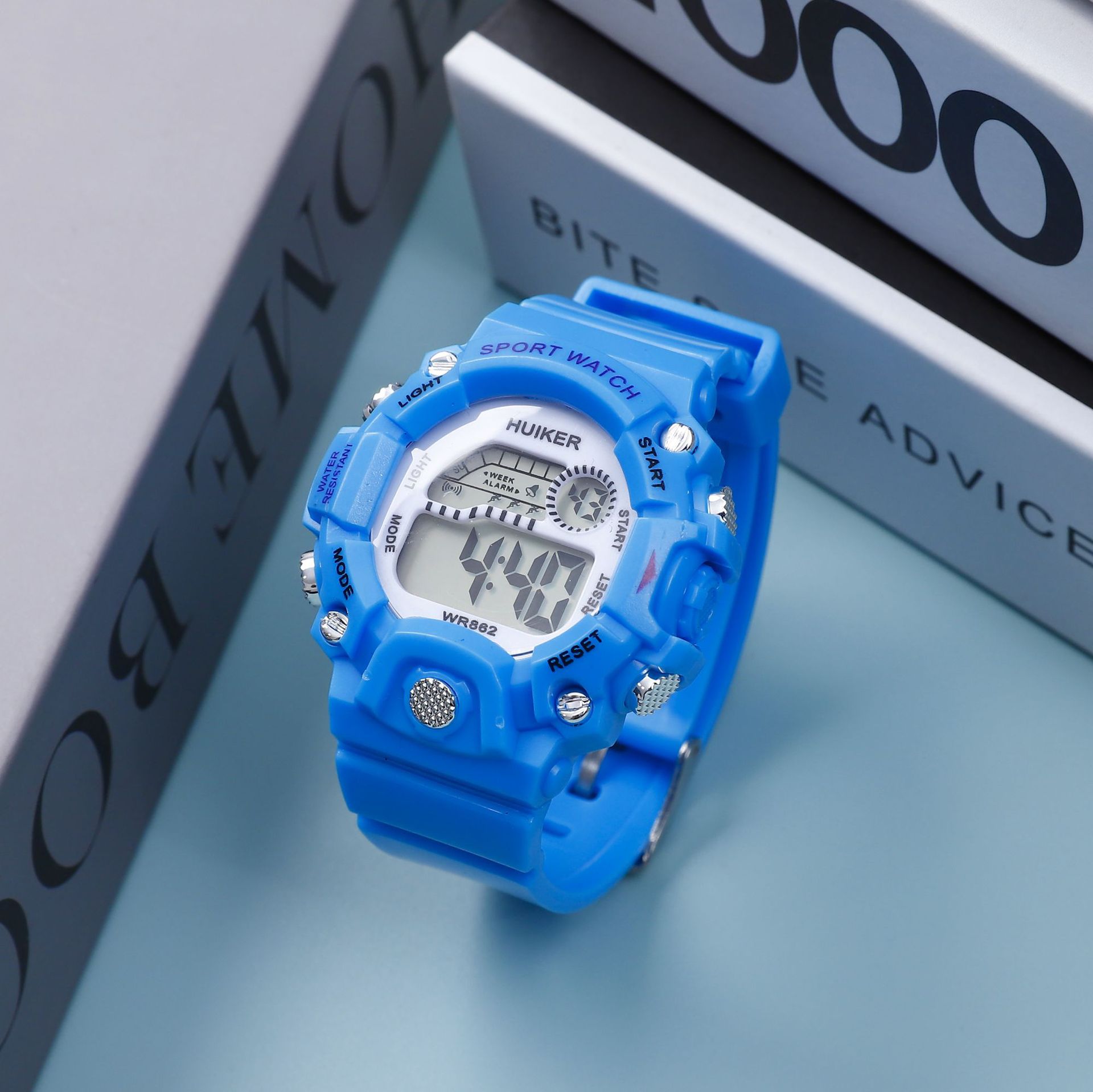 Nuevo reloj de estudiante a prueba de agua para niños y niñas reloj electrónico deportivo impermeable moda para niños LED luminoso venta directa