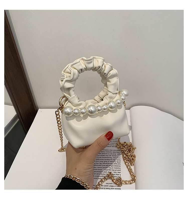 Wholesale Pleated Pearl Chain Solid Color Handbag Nihaojewelry display picture 119