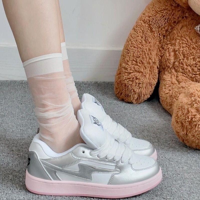 2025 relámpago nuevos zapatos de skate de moda de alto valor original zapatos de pan retro de nicho popular zapatos deportivos casuales