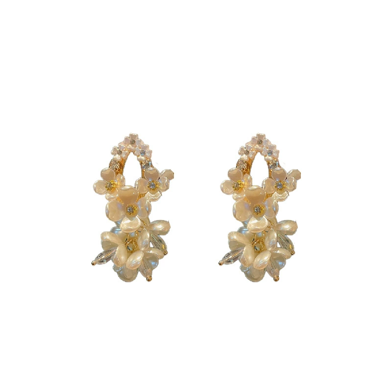 Silver needle, earrings, retro zirconium, flowered, French retro style, light luxury style, wholesale