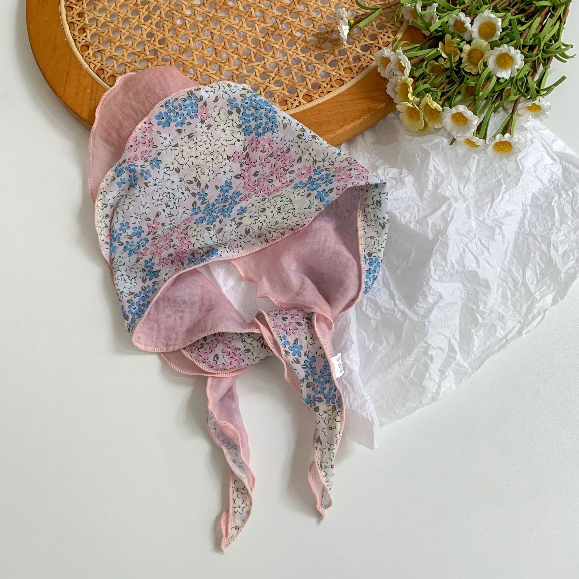Estilo japonés y coreano arte fresco color a juego algodón de seda cielo en forma de diamante costura bufanda pequeña bufanda triangular bufanda transpirable floral femenina