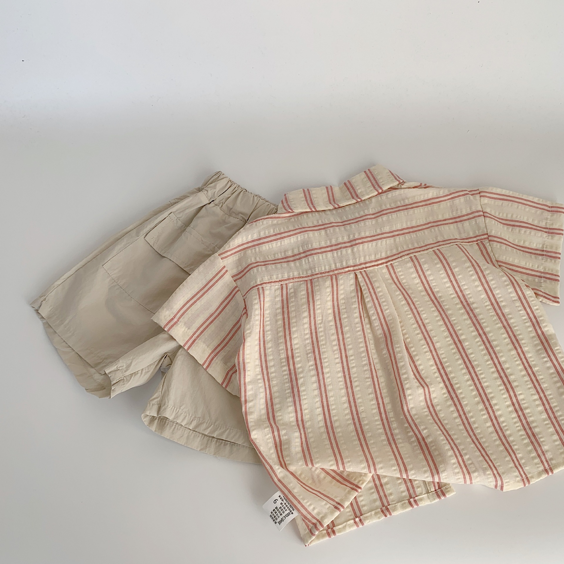 [Precio especial diario de 36.99 RMB] Mai Bao set infantil de verano de 2025 coreano para niños, niñas y niños, set de dos piezas