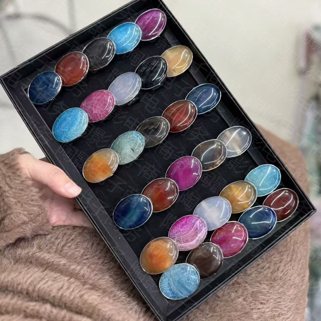 TEMU 뜨거운 판매 천연석 컬러 마노 반지 DAN 모양의 라이브 입 넓은 얼굴 대형 조절 가능한 오픈 링