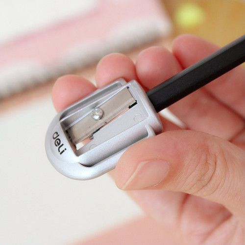 Deli 0595 Pencil Sharpener 0596 Excellent Quality Zinc Alloy Casting Excellent Quality 33g