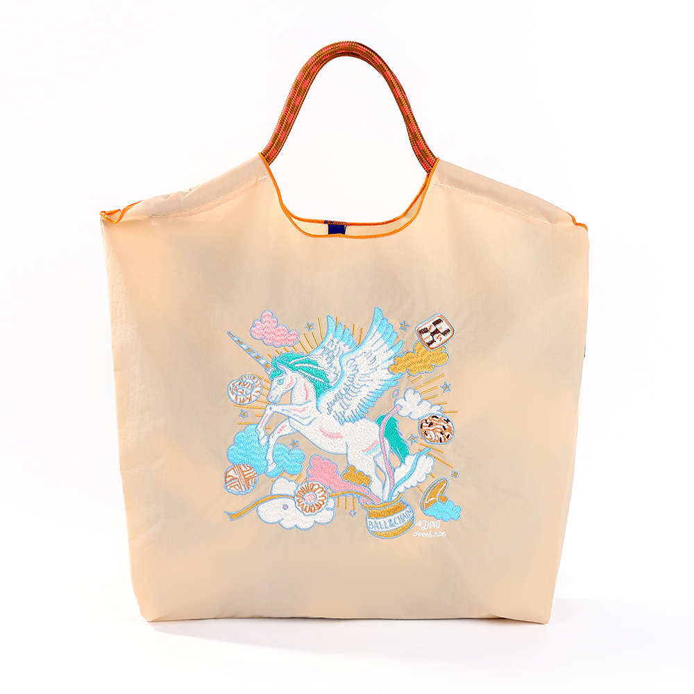 厳選ネット赤同項日系ボールチェーン刺繍レジ袋女性ファッション小衆大容量シングルバッグ潮