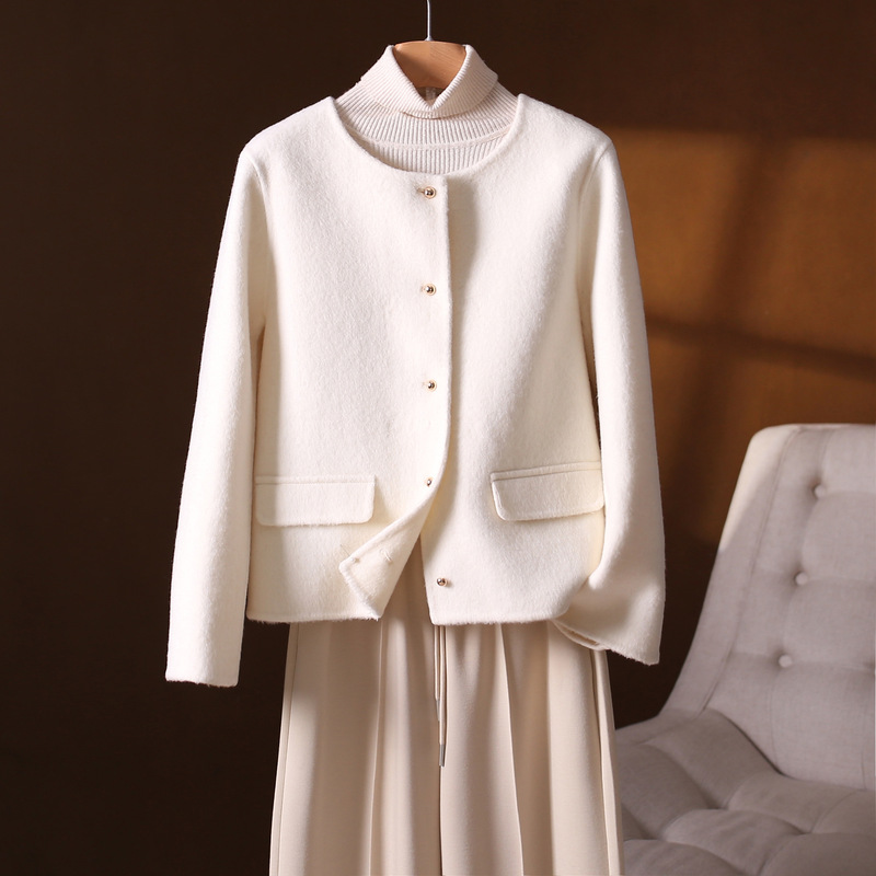 2026 Chanel-Style Double-Sided Wool Coat for Petite Women, Single-Breasted Short Round-Neck Elegant Coat for Women