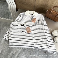 miuシリーズ シンプルな気質 ストライプ 老化防止 ラウンドネック 刺繍 長袖 おしゃれ ゆったり ゆったり 着痩せ