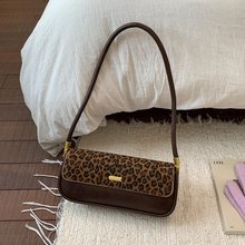 跨境复古豹纹法棍包包女2025新款时尚腋下包百搭单肩包潮手提包