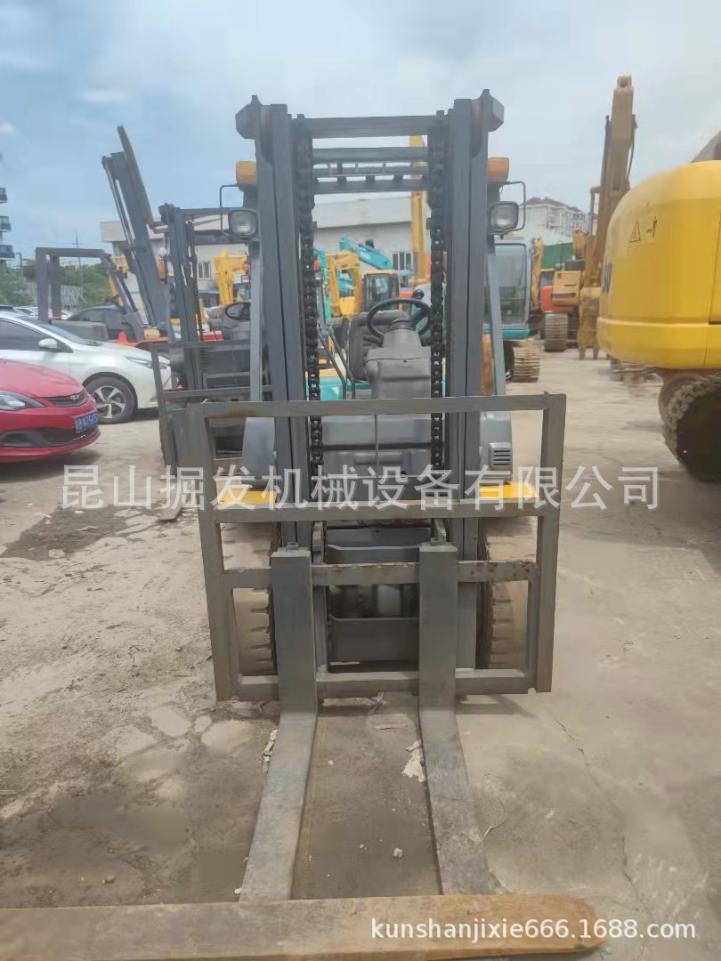 出售小松3吨叉车 3吨叉车 2.5吨叉车 komatsu二手