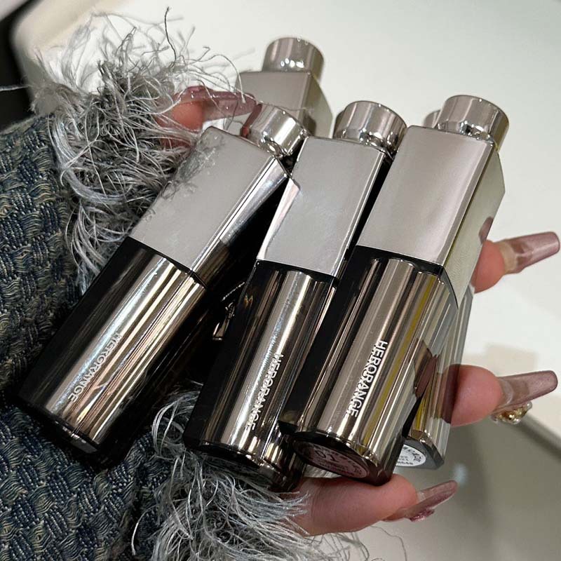HERORANGE lipstick de fantasía de lenguaje ligero entre los labios espejo no pegajoso, claro, blanco y tierno lápiz labial