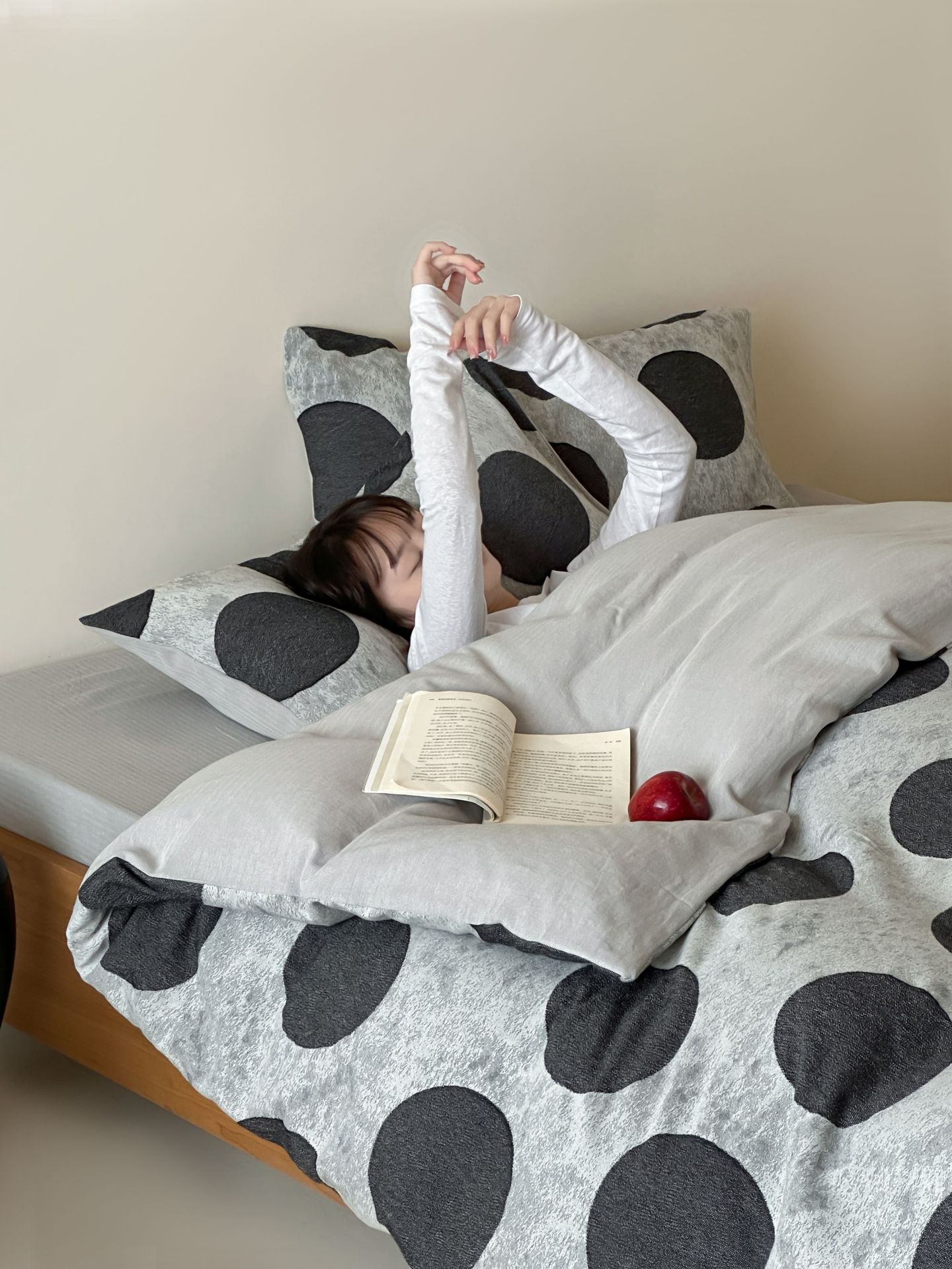 Conjunto de capa de edredão jacquard com bolinhas verde retro_voghion.com