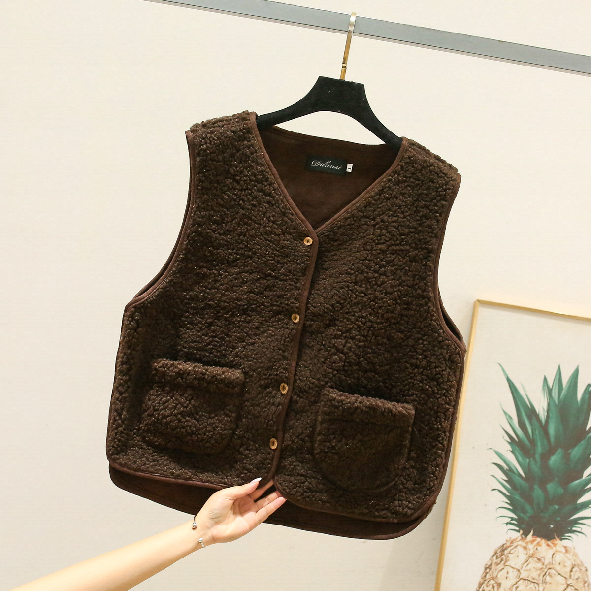 Chaleco de piel de cordero de imitación 2024 nuevo estilo otoño e invierno todo en uno chaleco de celebridad de Internet chaqueta de chaleco de chaleco de todo fósforo corto image 5