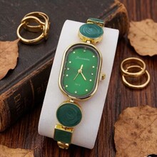 �¿����������������ʱ��Ůʿ�ֱ���Լͨ��С�ڸ���ֵŮ�����