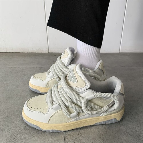New Student Casual Bread Shoes Women's Korean Style Sneakers Ins Trendy Street Photo Versatile Retro Couple Sneakers