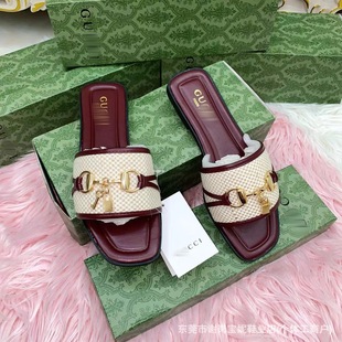 �����i�^g��Ůʿ��Ь�⴩�߼��п羳���Q���ްٴ�ƽ�כ���ŮЬ