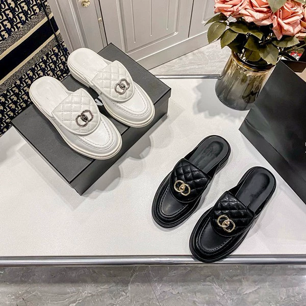 2025 маленький ароматный ветер металлическая пряжка откидная обувь Lingge Lefu женская кожа повседневная дикая подошва маленькая кожаная обувь