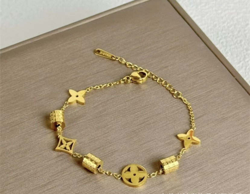 골드 - 쓰리맨 웨이스트 패턴 팔찌