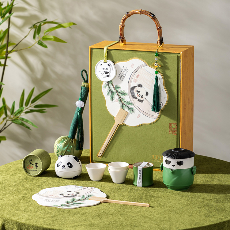 熊猫文创伴手礼成都特色纪念品送外国友人公司商务礼品礼盒送客户