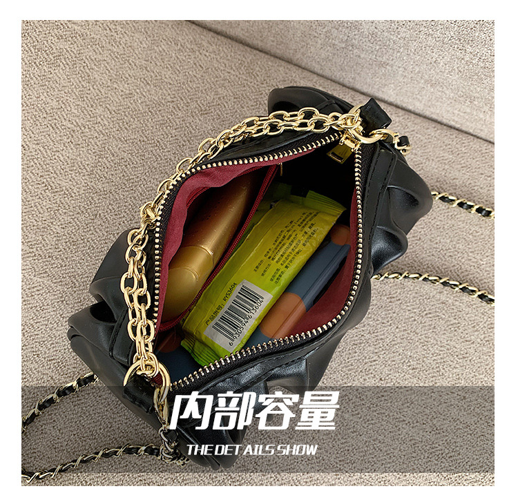 Simple Fashion Fold Messenger Bag display picture 13