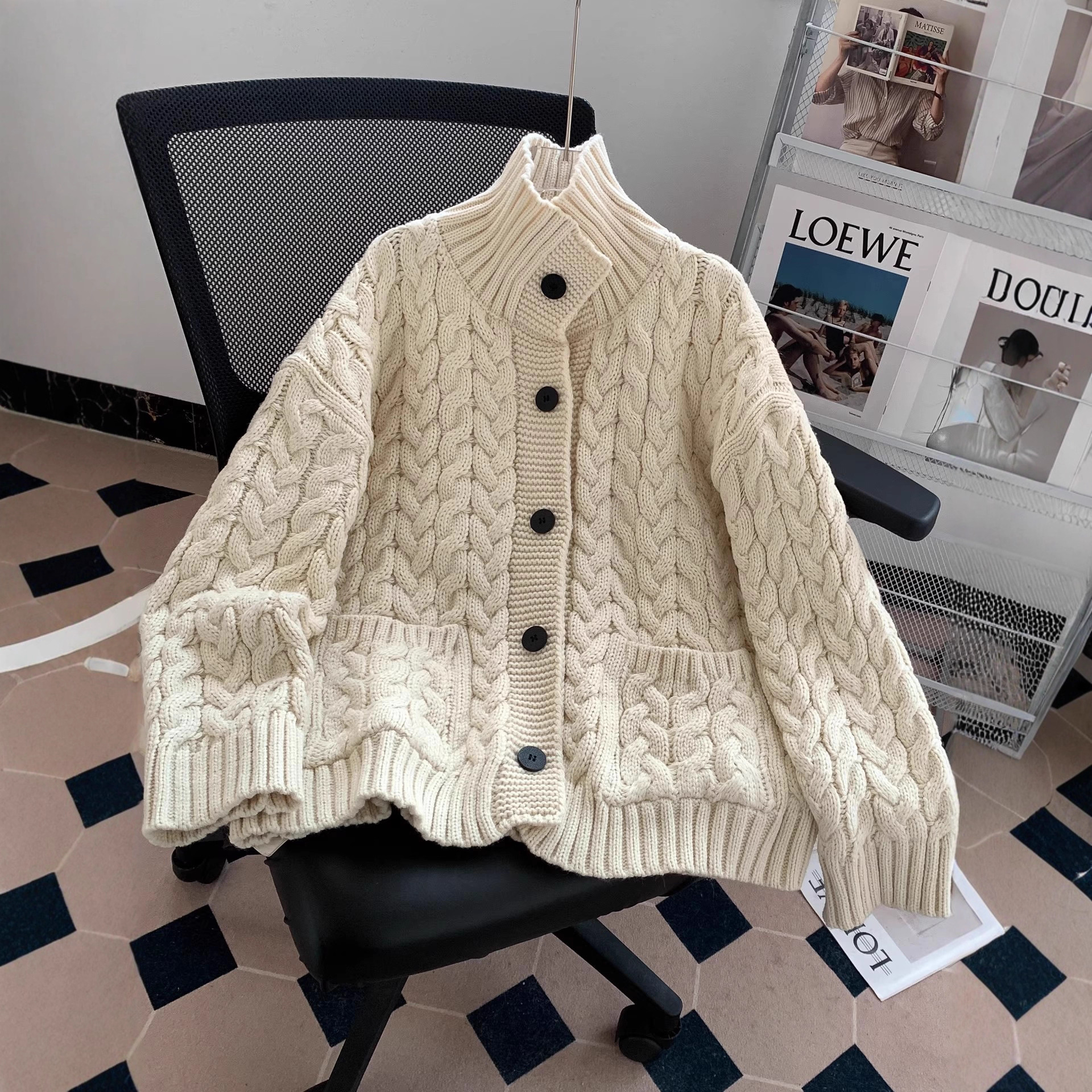 韩国代购2025新款羊毛花朵图案复古减龄针织开衫女毛衣外套ins