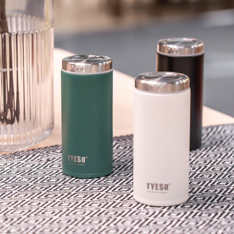 Taishuo 미니 포켓 컵 크리 에이 티브 플랫 커버 보온병 컵 200ml 소형 신선한 남성과 여성 학생 휴대용 컵