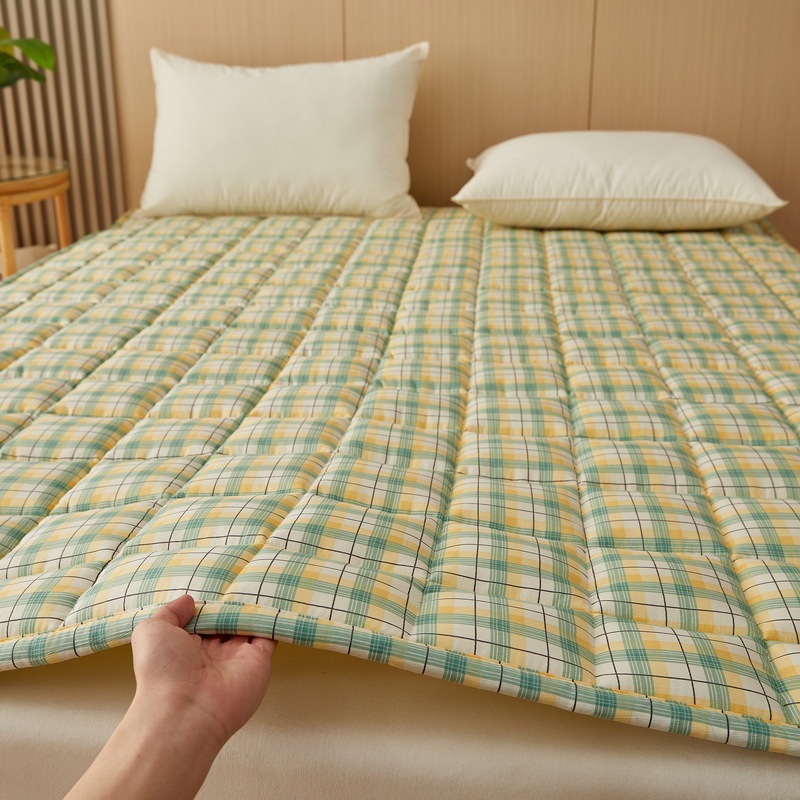 2024 Live Hot Style Yarn-Dyed Washed Cotton and Linen Mattress Mattress Home Bed Pad Quilt Mattress Pad Student Dormitory Double