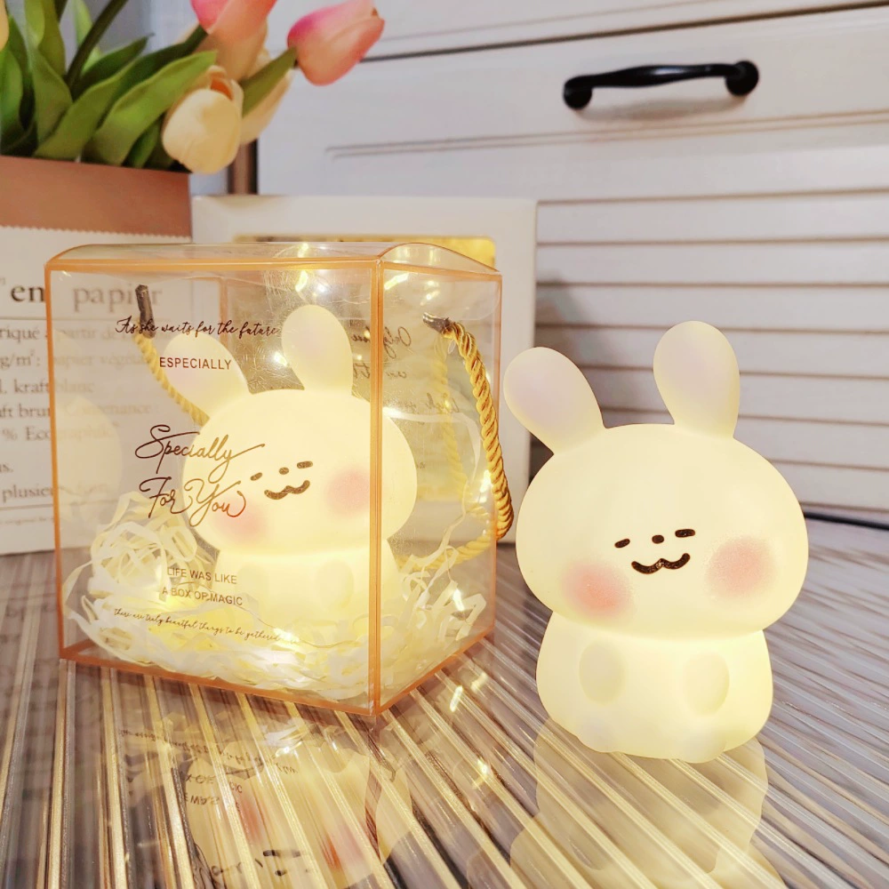 Интернет-красный милый кролик ночной свет