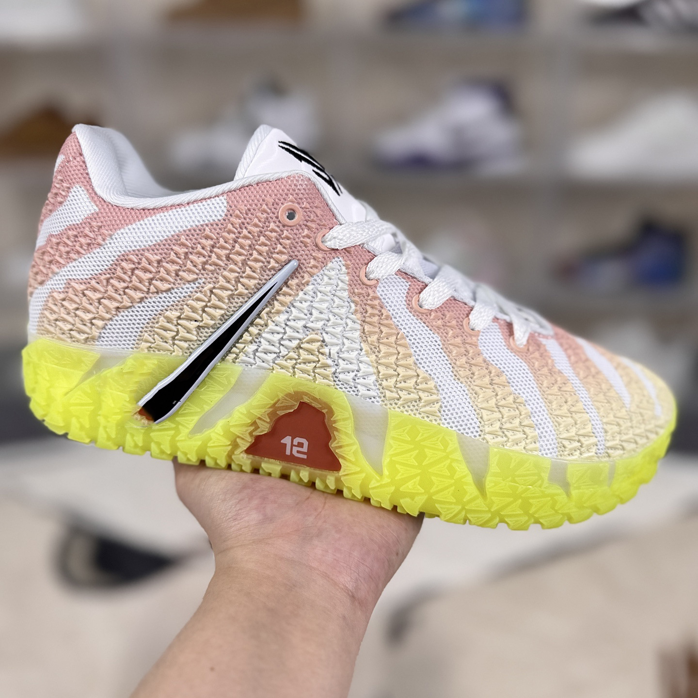 Zapatos Chunyuan Putian, tres generaciones de zapatos de baloncesto de combate real, zapatos deportivos casuales JA3 EP para hombres, zapatos de golf de moda con almohadilla de aire para mujeres.