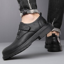 秋季透气英伦风商务皮鞋男士潮流百搭软底休闲鞋复古男款工装鞋子