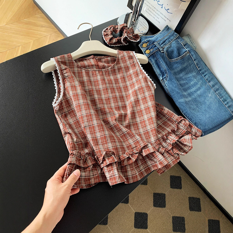 Guangzhou Shisanxing High-Quality Hot-Selling Item~ Ruffled Sleeveless Shirt for Women, New Summer Design, Stylish Plaid Vest Guangzhou Shisanxing High-Quality Hot-Selling Item~ Ruffled Sleeveless Shirt for Women, New Summer Design, Stylish Plaid Vest