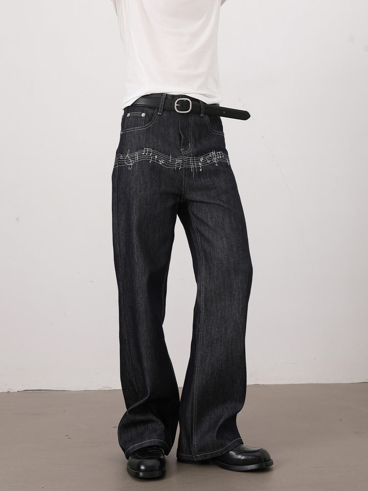Quần jeans nam màu nguyên bản thêu họa tiết nốt nhạc phong cách retro, dáng cleanfit ống rộng suông chữ A — Xanh nguyên bản
