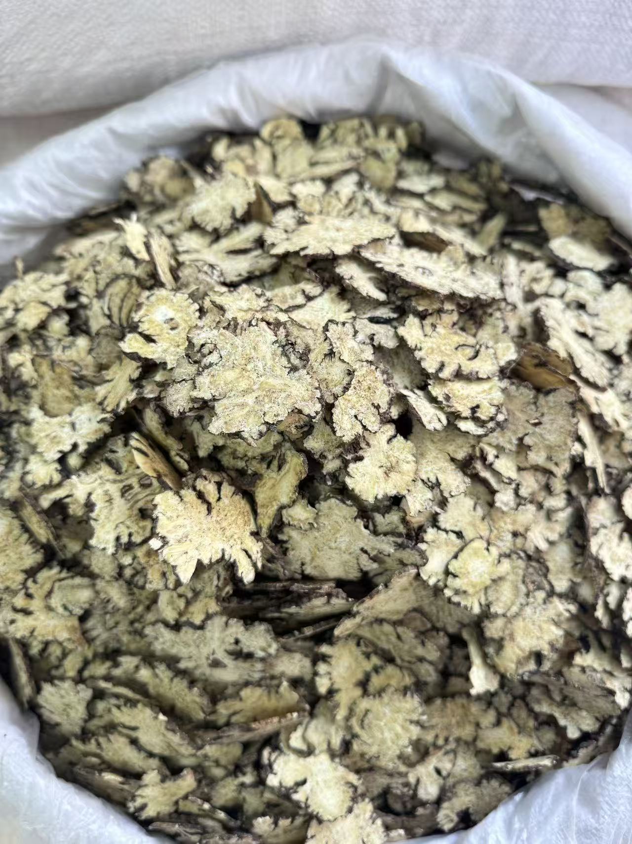 Chuan Xiong Sichuan Lovage Rhizome Slices Dried Herb for Decoction and Tea 500g key features