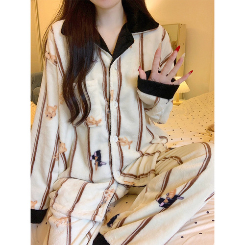 Pajamas for women in autumn and winter coral velvet loose large size thickened cartoon ladies cardigan lapel home wear set