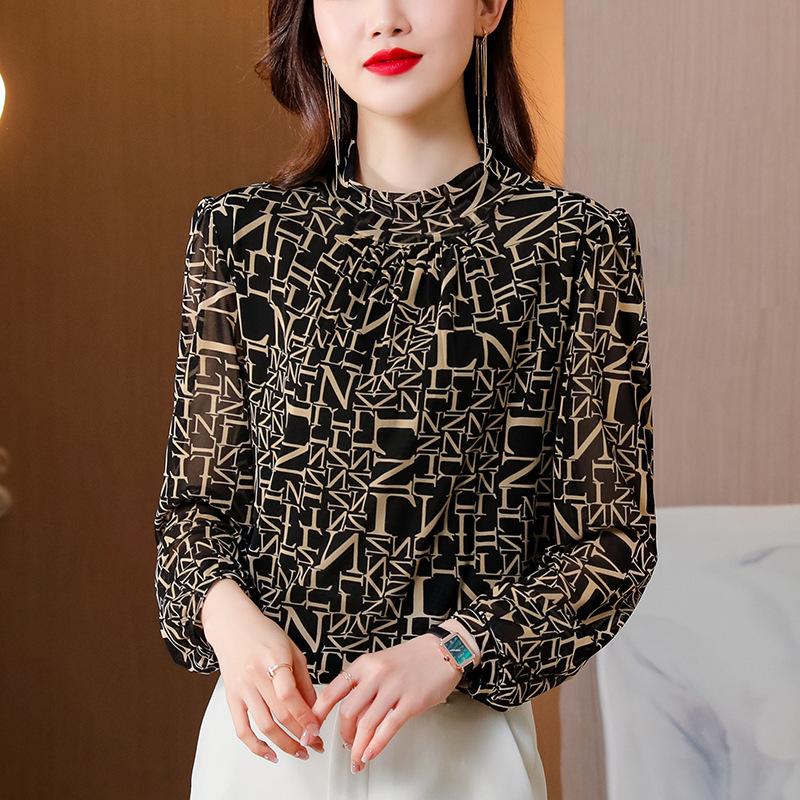 品牌妈妈长袖t恤打底衫女士秋冬2024年新款大码洋气小衫内搭上衣