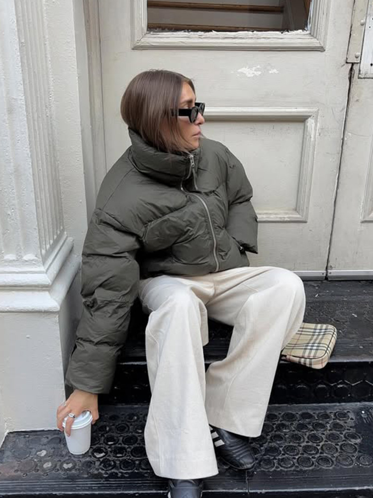 La versión coreana de los niños de color sólido de la chaqueta de algodón con cremallera de cuello vertical para mujeres 2025 invierno nuevo estilo transfronterizo de Europa y América image 1